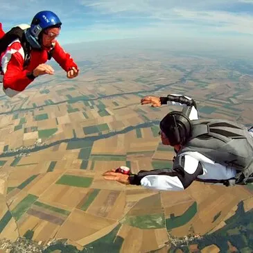 Saut d'Initiation en Parachute à Dieppe — parachute à Dieppe