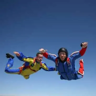 Saut d'Initiation en Parachute près de Pontoise — parachute à Pontoise