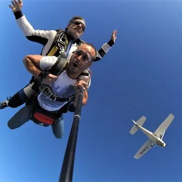 Saut en Parachute près d'Epinal — parachute à Épinal
