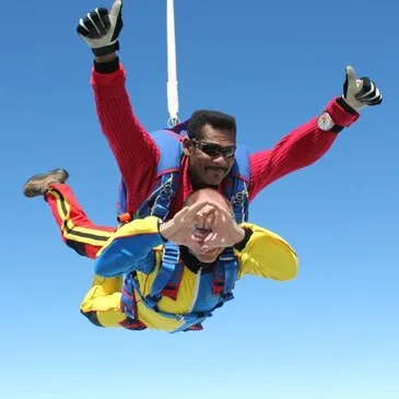 Saut en Parachute près de Bourg-en-Bresse — parachute à Bourg-en-Bresse