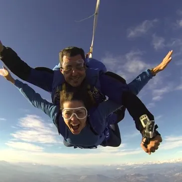 Saut en Parachute près de Modane — parachute à Modane