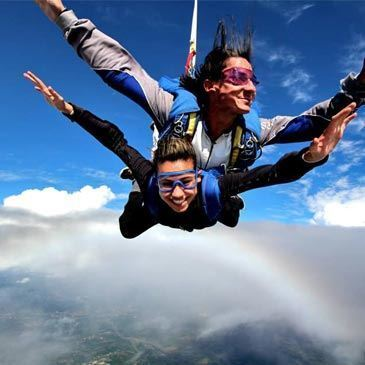 Saut en Parachute Tandem à Cahors — parachute à Cahors