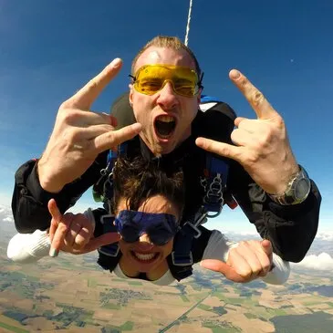 Saut en Parachute Tandem près de Compiègne — parachute à Compiègne