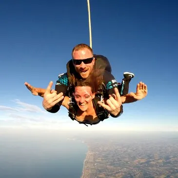 Saut en Parachute Tandem près de Meaux — parachute à Meaux
