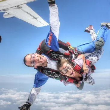 Saut en Parachute Tandem près de Montpellier — parachute à Montpellier