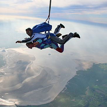 Saut Parachute en tandem au Mont Saint-Michel — parachute à Mont-Saint-Michel