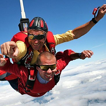 Weekend Saut en Parachute Tandem Près de Bordeaux — parachute à Floudes